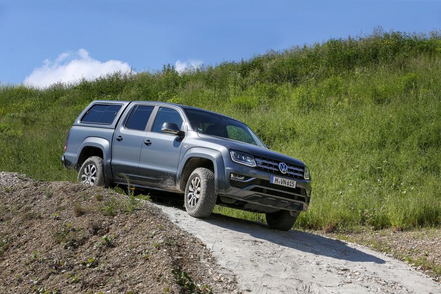  Volkswagen Amarok Double Cab Highline 2016 года  (фото 23 из 37)